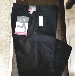 Men's Slim Fit Flex Flat Front Black Dress Pants